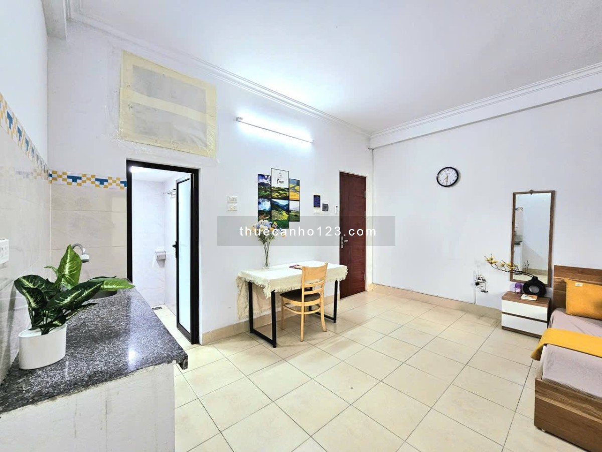 Phòng đẹp – thoáng sáng – ở ngay trung tâm Phạm Văn Đồng