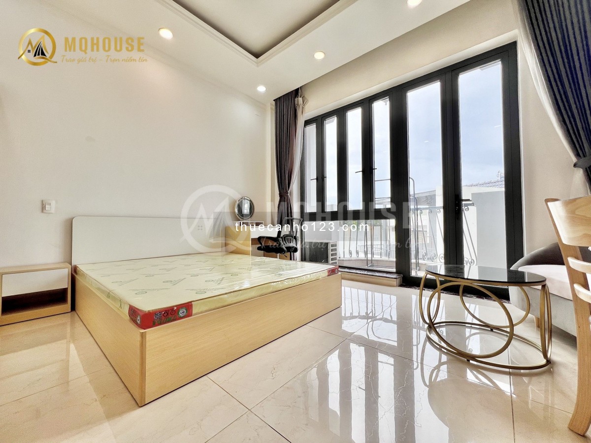 CĂN HỘ BAN CÔNG MỚI - THANG MÁY - BẾP RỘNG – GẦN SÂN BAY TÂN SƠN NHẤT, GIÁP PHÚ NHUẬN