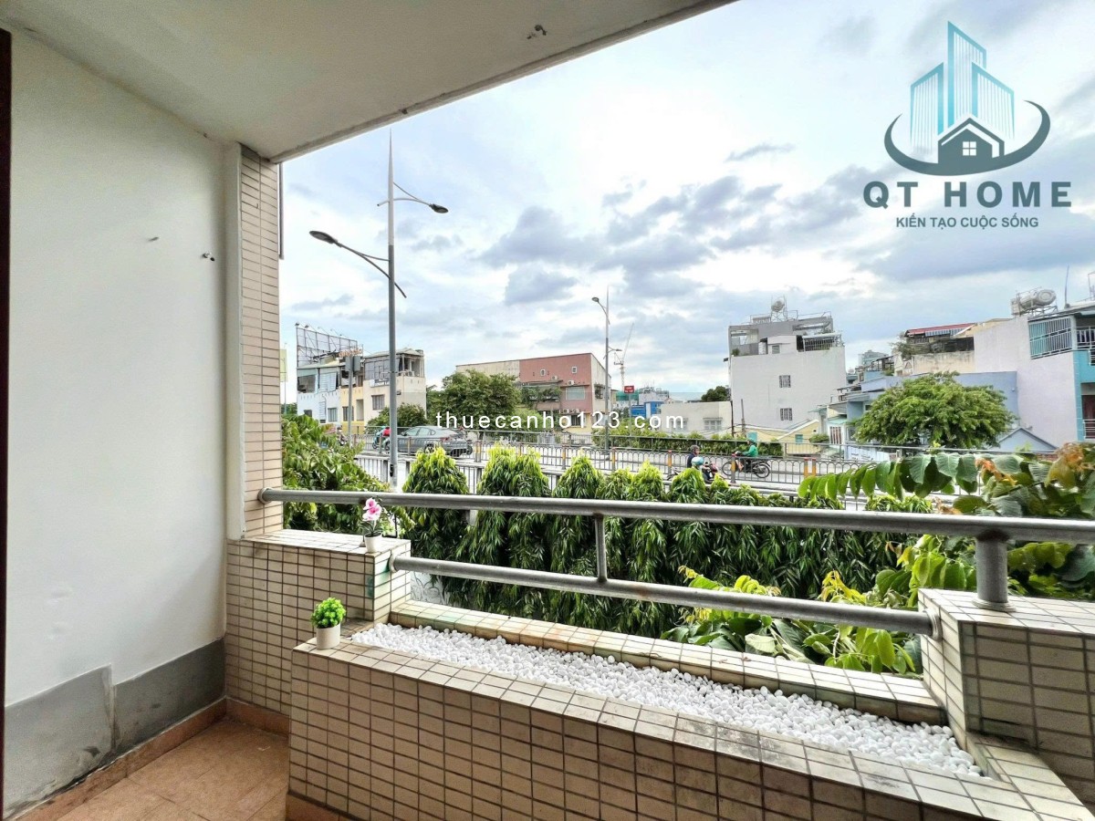 Cho thuê căn Studio Ban công ngay chân cầu Nguyễn Văn Cừ, gần Nowzone, Đh Sài Gòn, Đh Sư Phạm, Đh KH