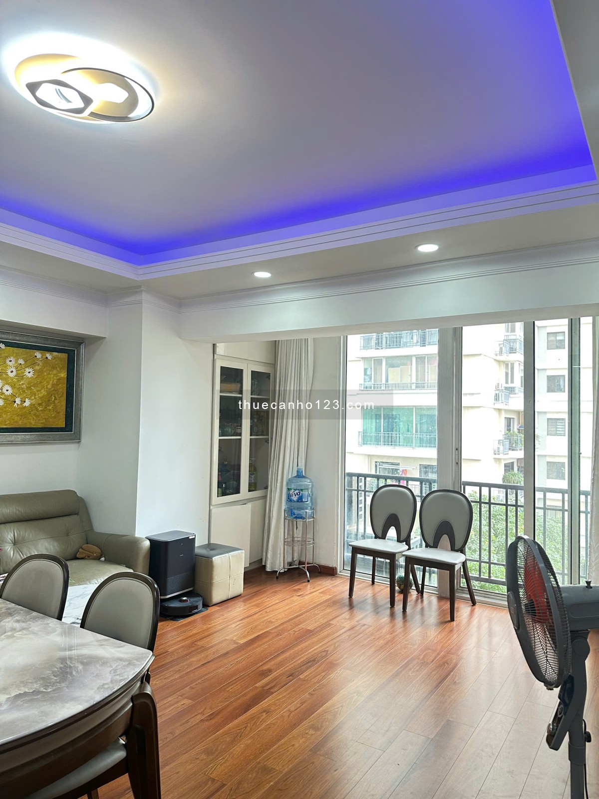 Thuê CHCC Cantavil An Phú Q2 (98pn,3pn, full, giá 18 tr/th) view thoáng mát cả ngày