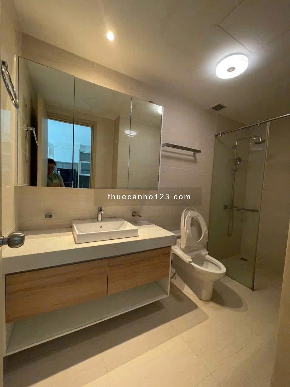 Chung cư Ruby, Nguyễn Sỹ Sách, TB: 2p ngủ, 2wc, full NT, 11tr/th, nhà mới