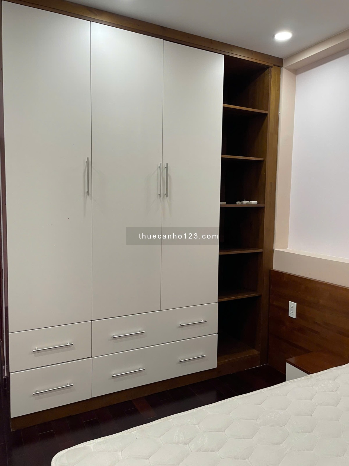 Chính chủ cho thuê căn hộ cao cấp The Everich Infinity – Q.5
Địa chỉ: 290 An Dương Vương