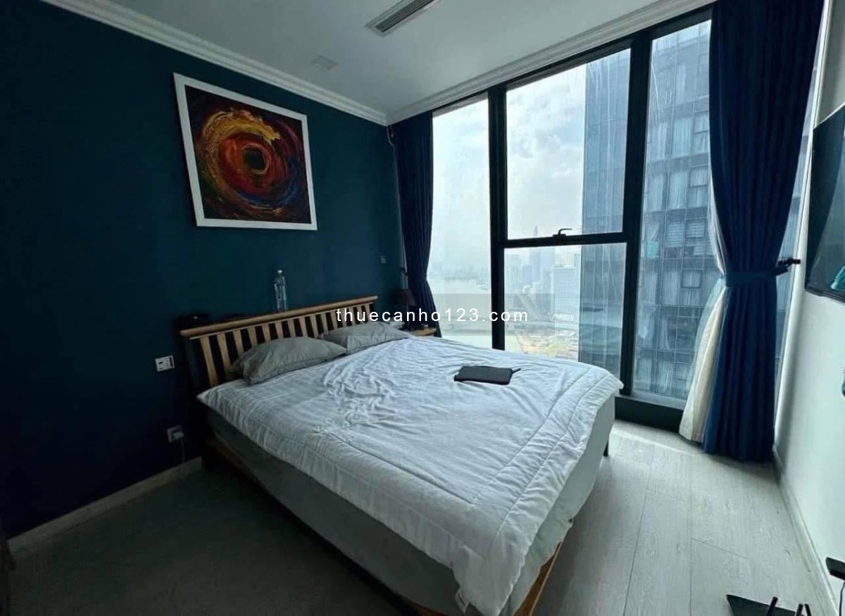 Vinhomes Golden River Ba Son cho thuê căn 2PN view sông thoáng mát