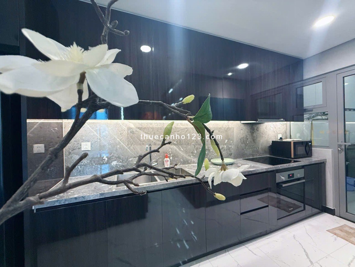 Empire City 2PN – Full nội thất cao cấp | View Landmark 81 hiếm có