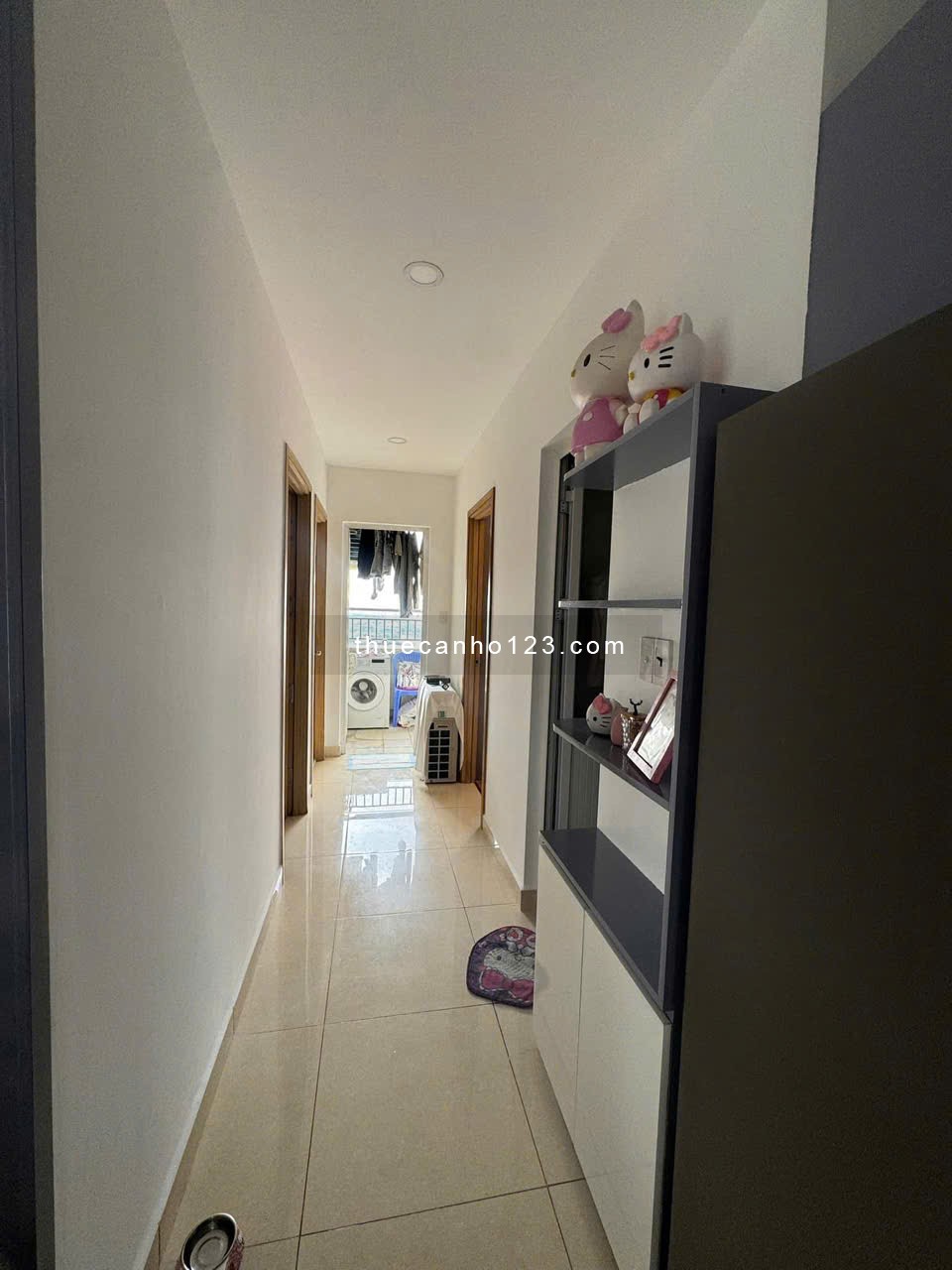 Chung cư 590 CMT8, Quận 3: 90m2, 3p ngủ, máy lạnh, 13triệu