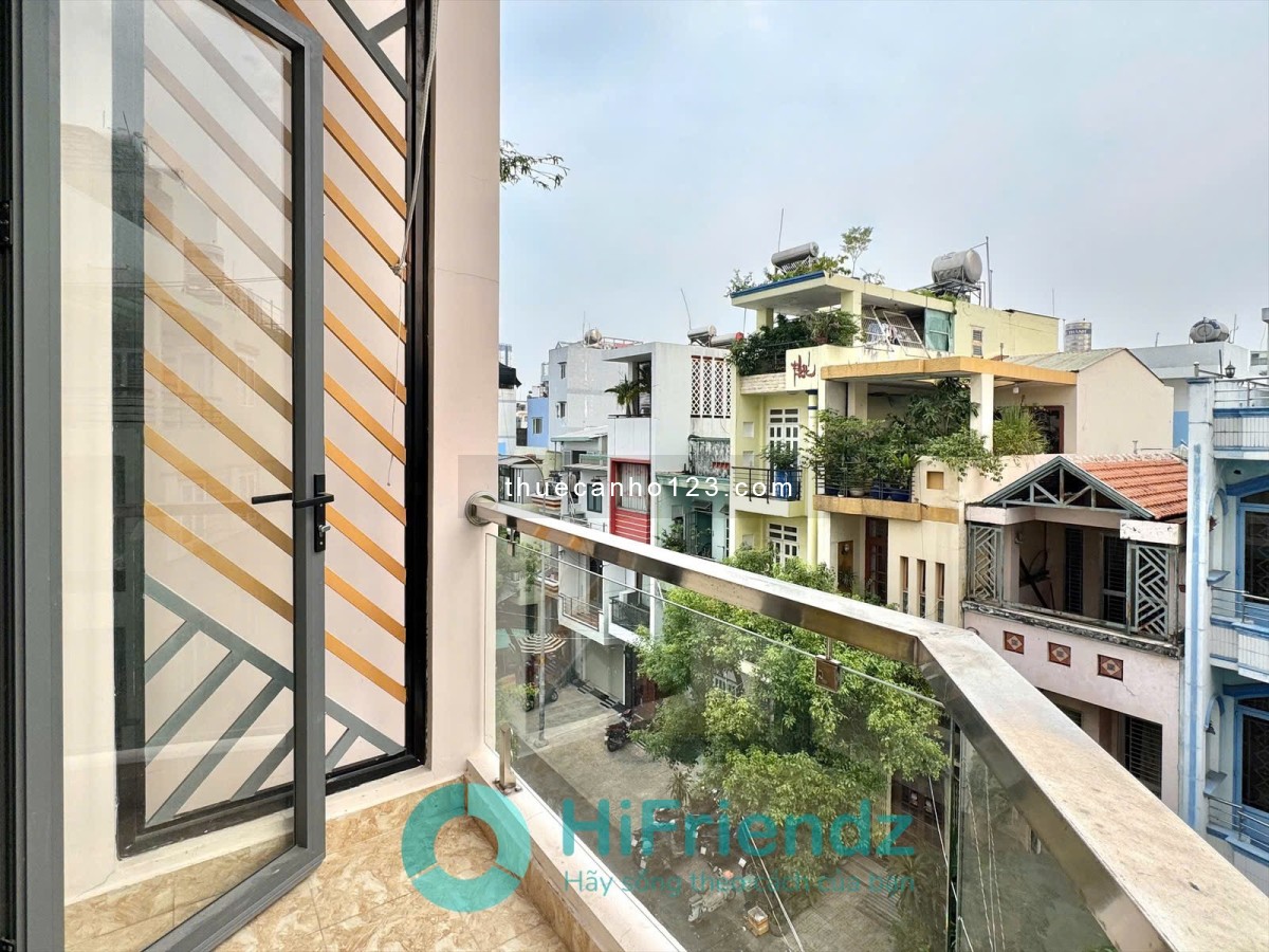 Cho thuê căn Studio ban công Q8, ngay cầu Chánh Hưng, cầu Nguyễn Tri Phương, Parcmall, Central Premi