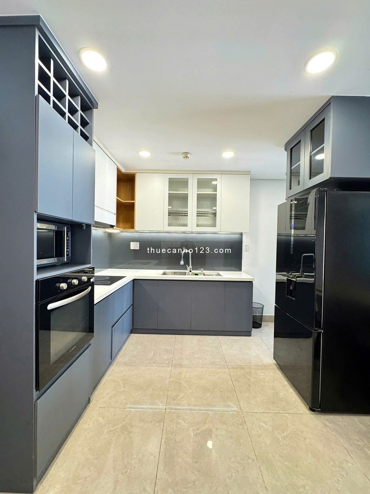 Chung cư Sky Center 1Pn, full nội thất cao cấp giá 12Tr/tháng Đ.Phổ Quang Tân Bình