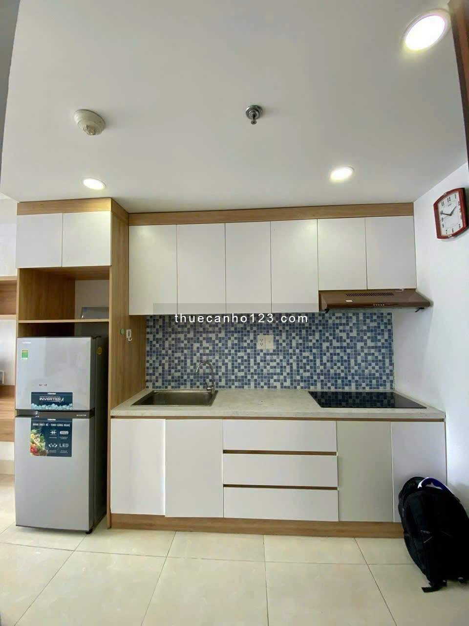 Căn 1 phòng ngủ Sky Center, Phổ Quang có nội thất giá12tr