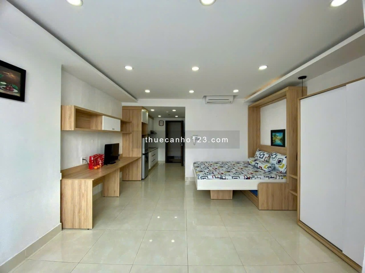 Căn 1 phòng ngủ Sky Center, Phổ Quang có nội thất giá12tr