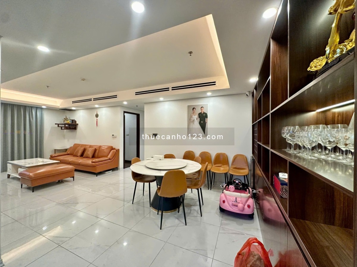 Cho thuê căn hộ 3PN Aqua Central – Yên Phụ, Ba Đình