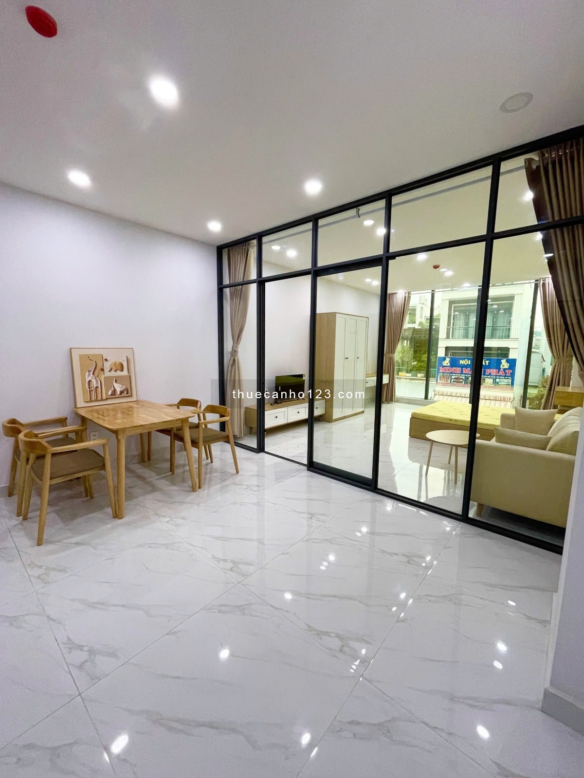 CHO THUÊ CĂN HỘ 1 PHÒNG NGỦ FULL NỘI THẤY NGAY NGÃ TƯ BẢY HIỀN QUẬN TÂN BÌNH