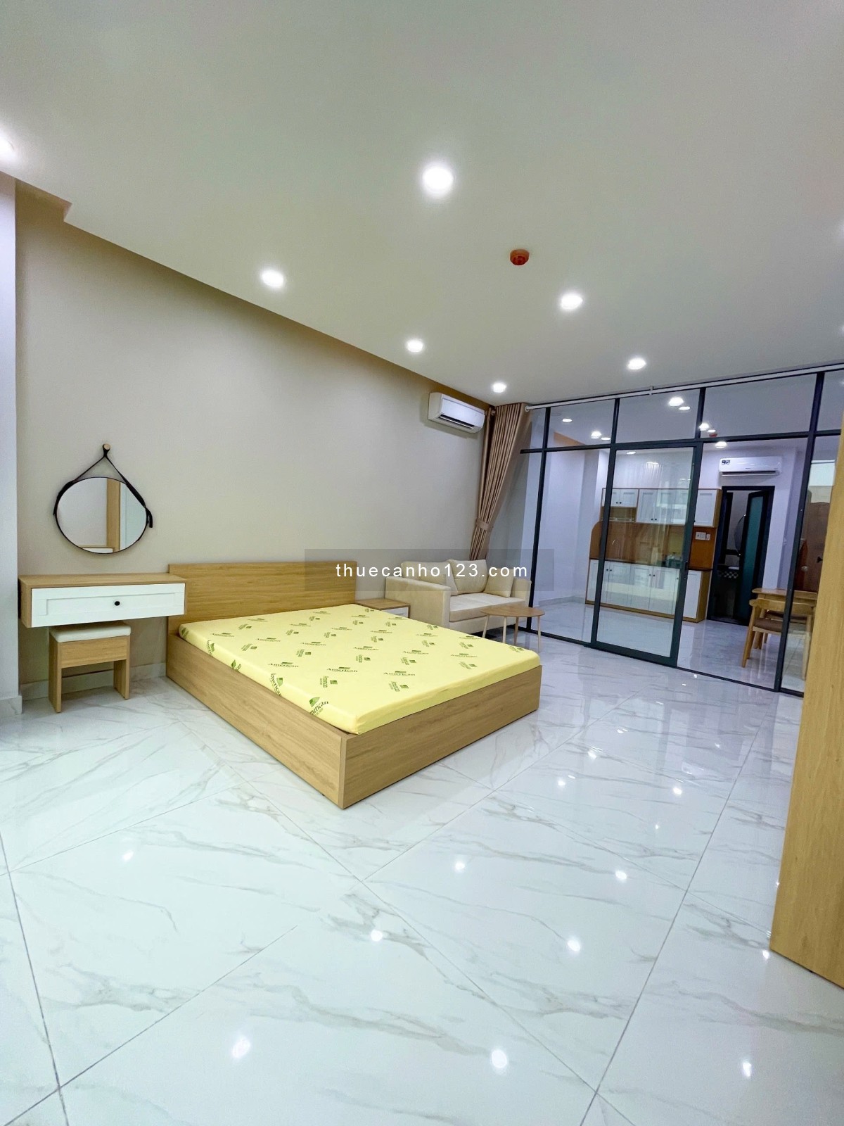 CHO THUÊ CĂN HỘ 1 PHÒNG NGỦ FULL NỘI THẤY NGAY NGÃ TƯ BẢY HIỀN QUẬN TÂN BÌNH