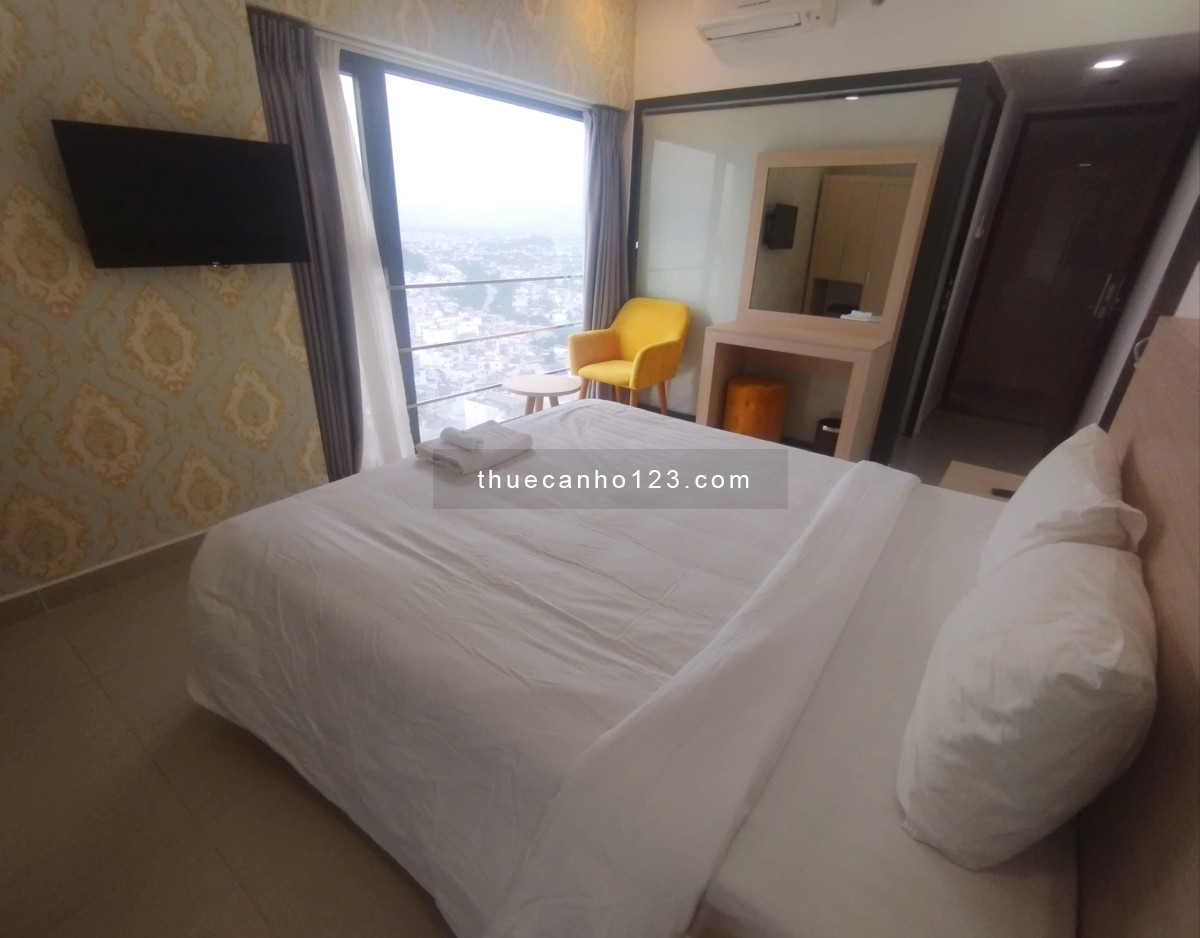 Phòng khách sạn Nha Trang view đẹp tầng cao cho thuê tháng gần chợ Đầm