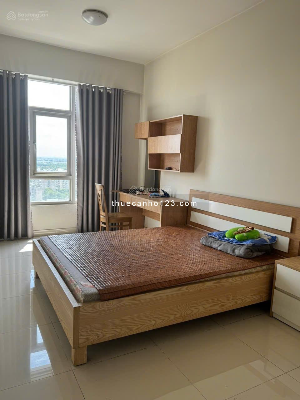 Cho thuê căn hộ Parc Spring 3PN đồ cơ bản giá 15tr/th