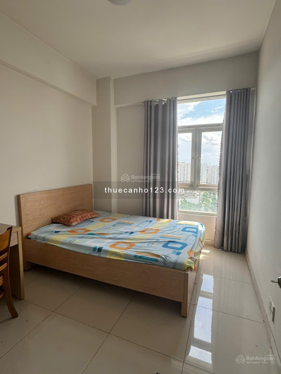 Cho thuê căn hộ Parc Spring 3PN đồ cơ bản giá 15tr/th