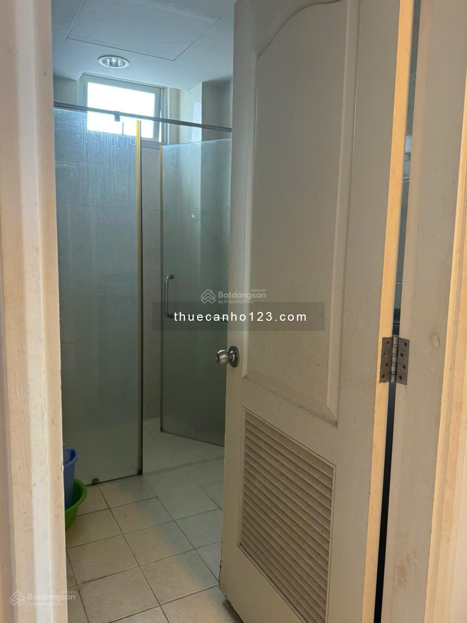 Cho thuê căn hộ Parc Spring 3PN đồ cơ bản giá 15tr/th