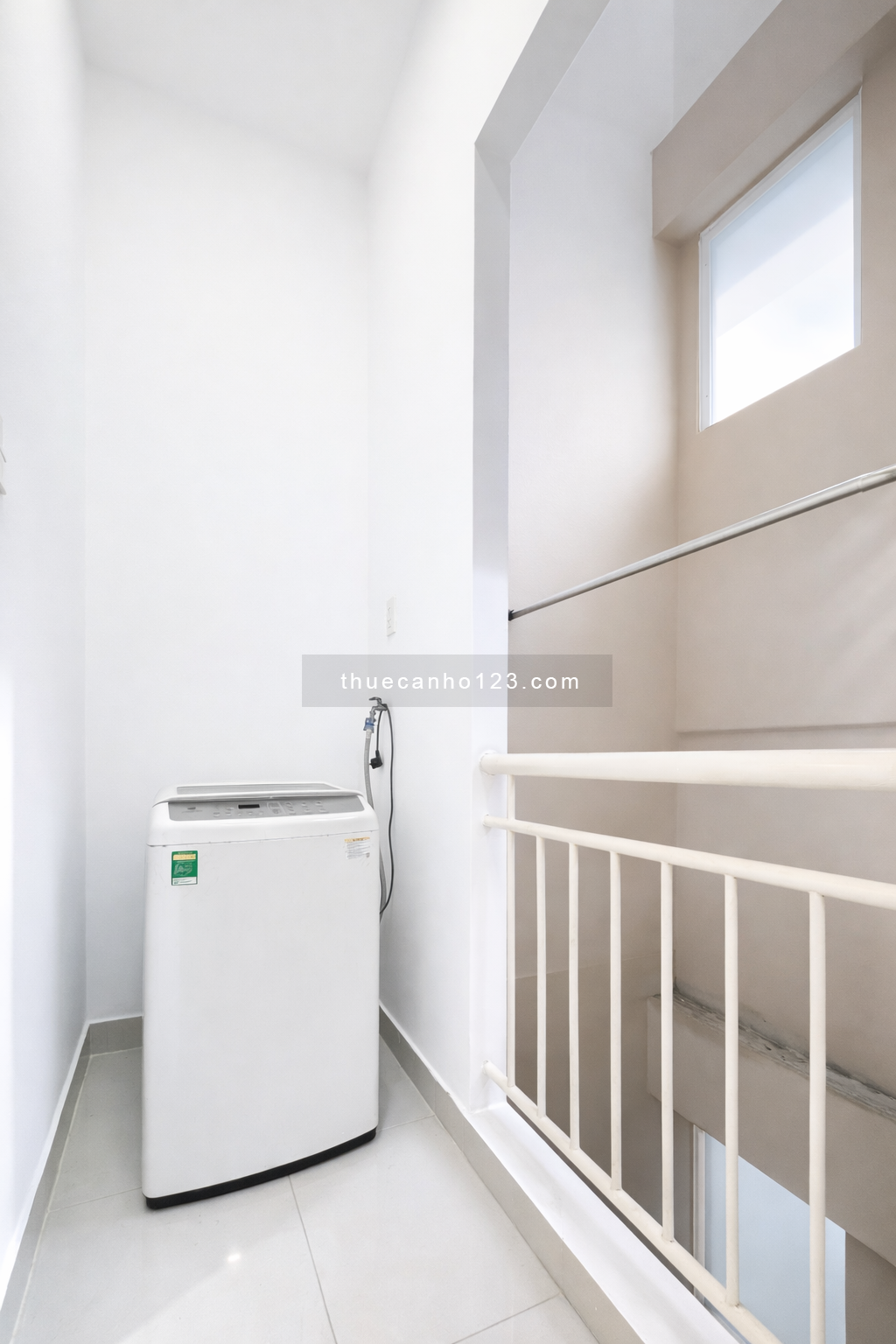 Cho thuê căn hộ 1PN Tân Bình có ban công, gần Ga T3, Lăng Cha Cả, Etown, vào ở ngay