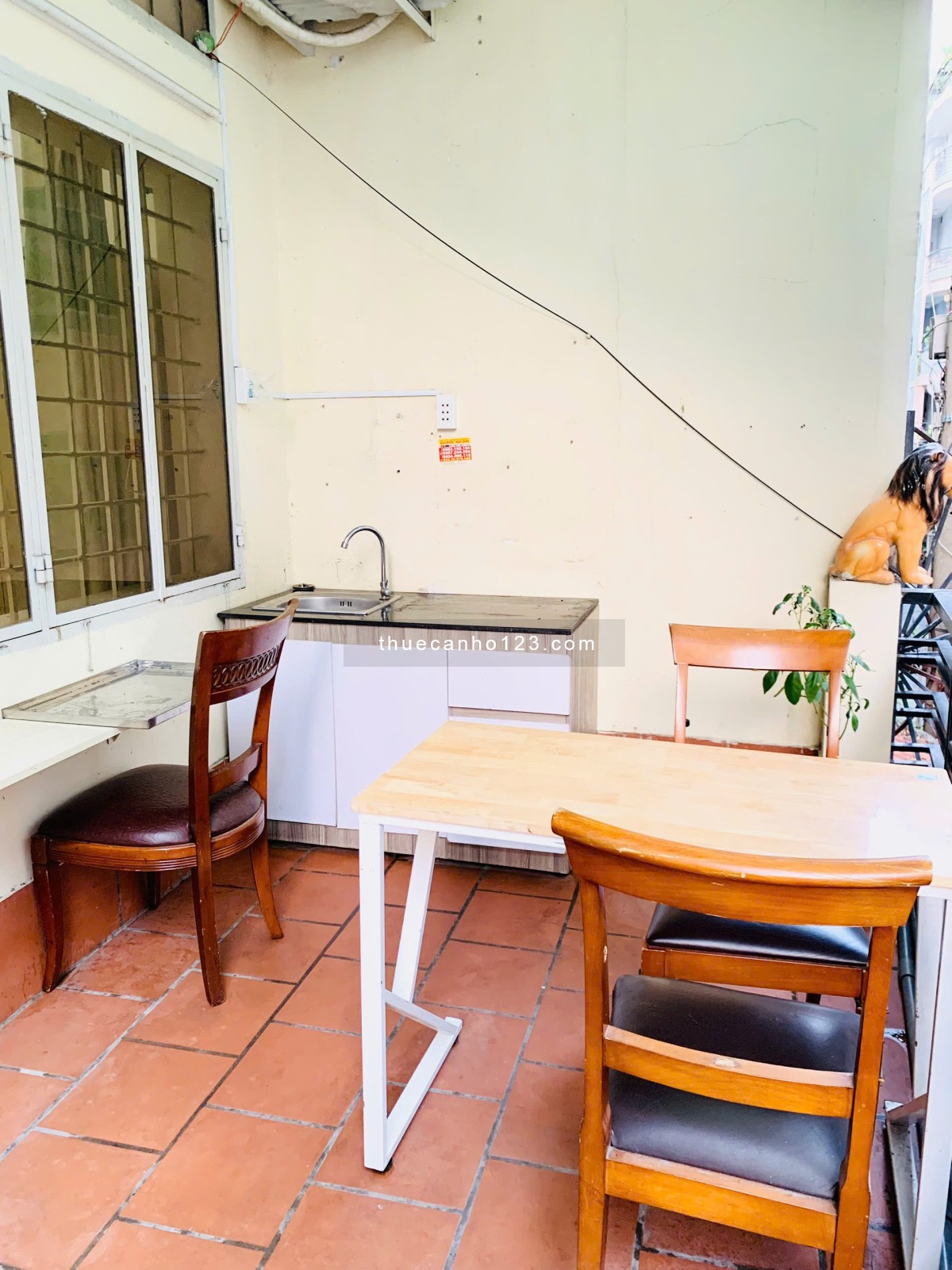 CHDV full nt ban công tách bếp Giải Phóng Tân Bình chỉ 5 triệu 300k