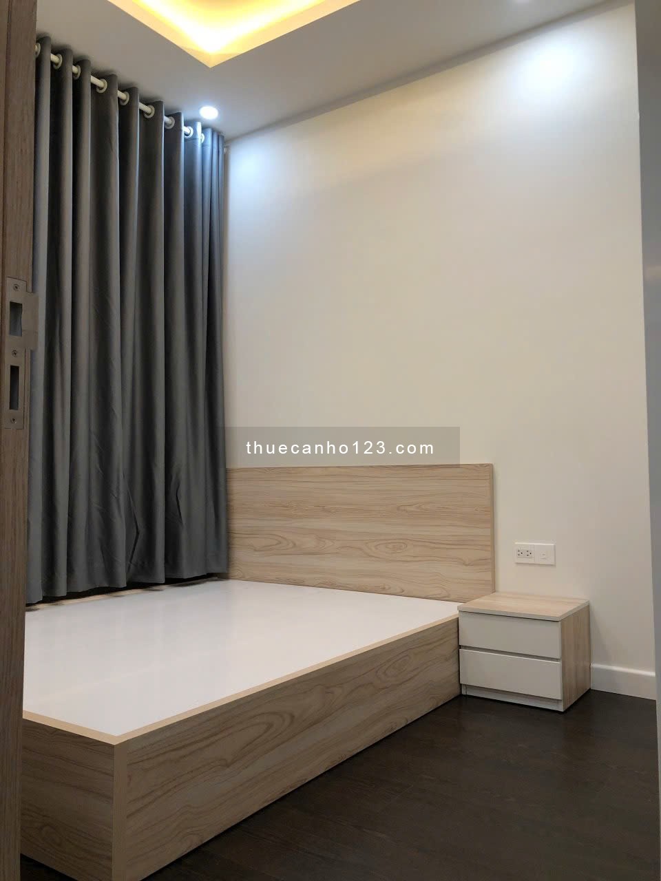 Hàng hiếm! căn hộ 3pn2wc-96m2 chung cư Newton chỉ 22tr/th có slot ô tô. LH 0932 192 028-Ms.Mai