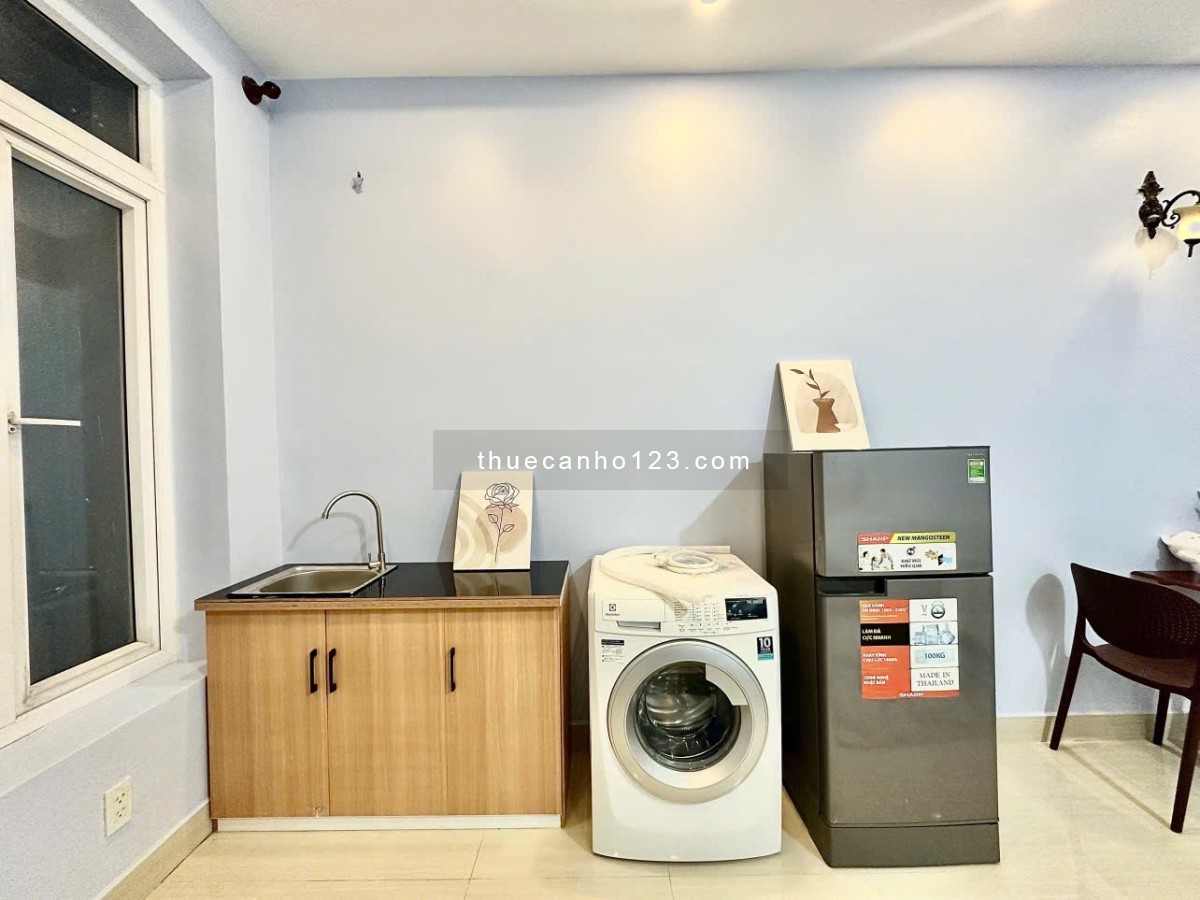 Cho thuê căn hộ Studio Cửa sổ Q4 gần ĐH Luật, ĐH Nguyễn Tất Thành, chợ 200, cầu Ông Lãnh