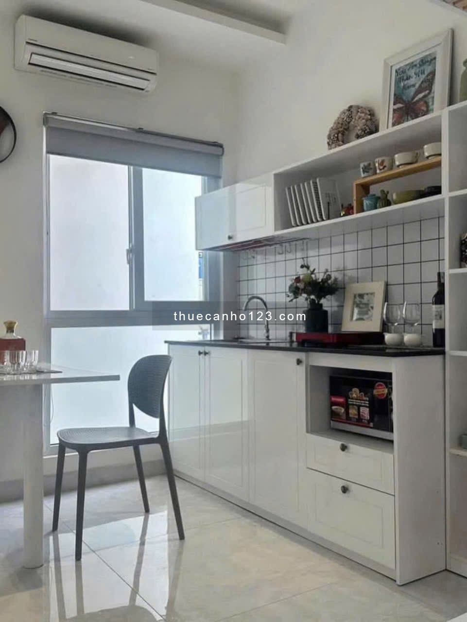 CHO THUÊ CĂN HỘ DUPLEX FULL NỘI THẤTNGAY NGÃ TƯ BẢY HIỀN QUẬN TÂN BÌNH