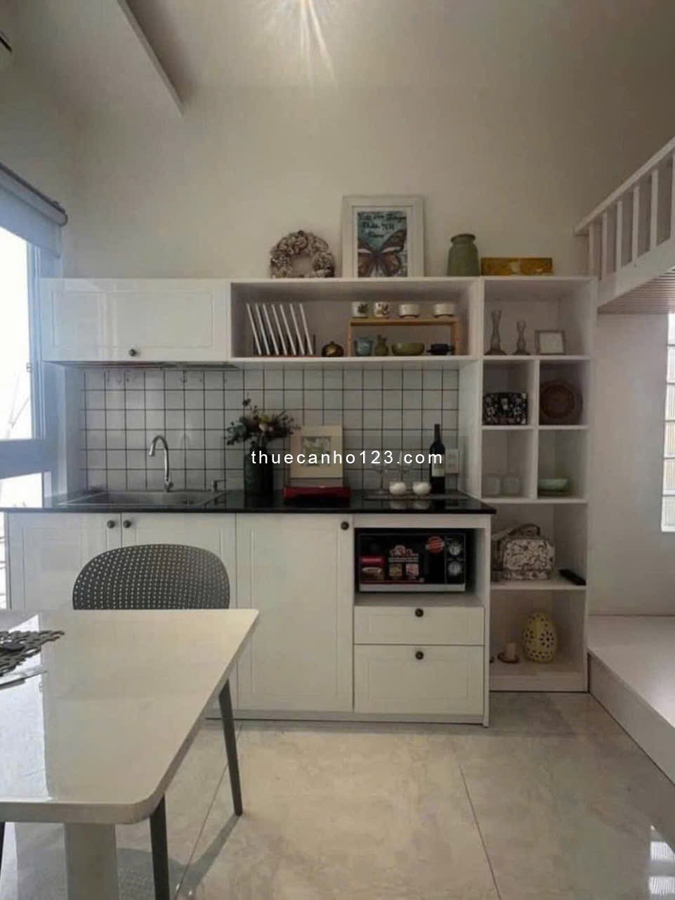 CHO THUÊ CĂN HỘ DUPLEX FULL NỘI THẤTNGAY NGÃ TƯ BẢY HIỀN QUẬN TÂN BÌNH