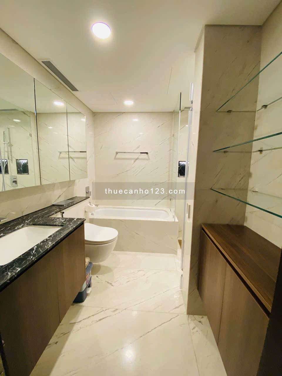 Cho thuê căn hộ Serenity Sky Villas – Biệt thự trên không duy nhất tại Quận 3, 2PN 2WC