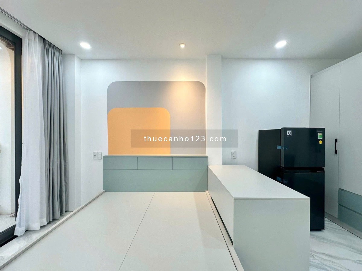 Cho thuê CHDV mới full nội thất có ban công ở đường Đỗ Tấn Phong