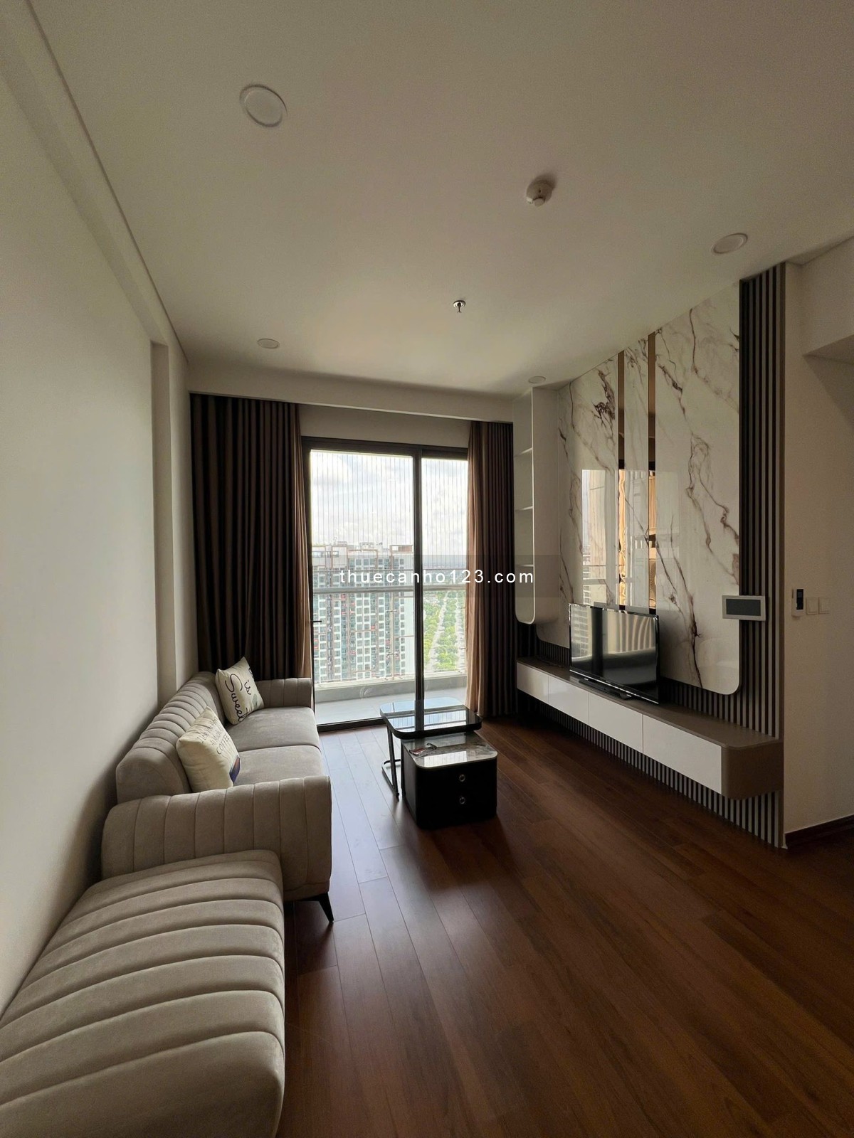 Cho thuê căn hộ 3N2 – tòa M2 tiện ích đầy đủ