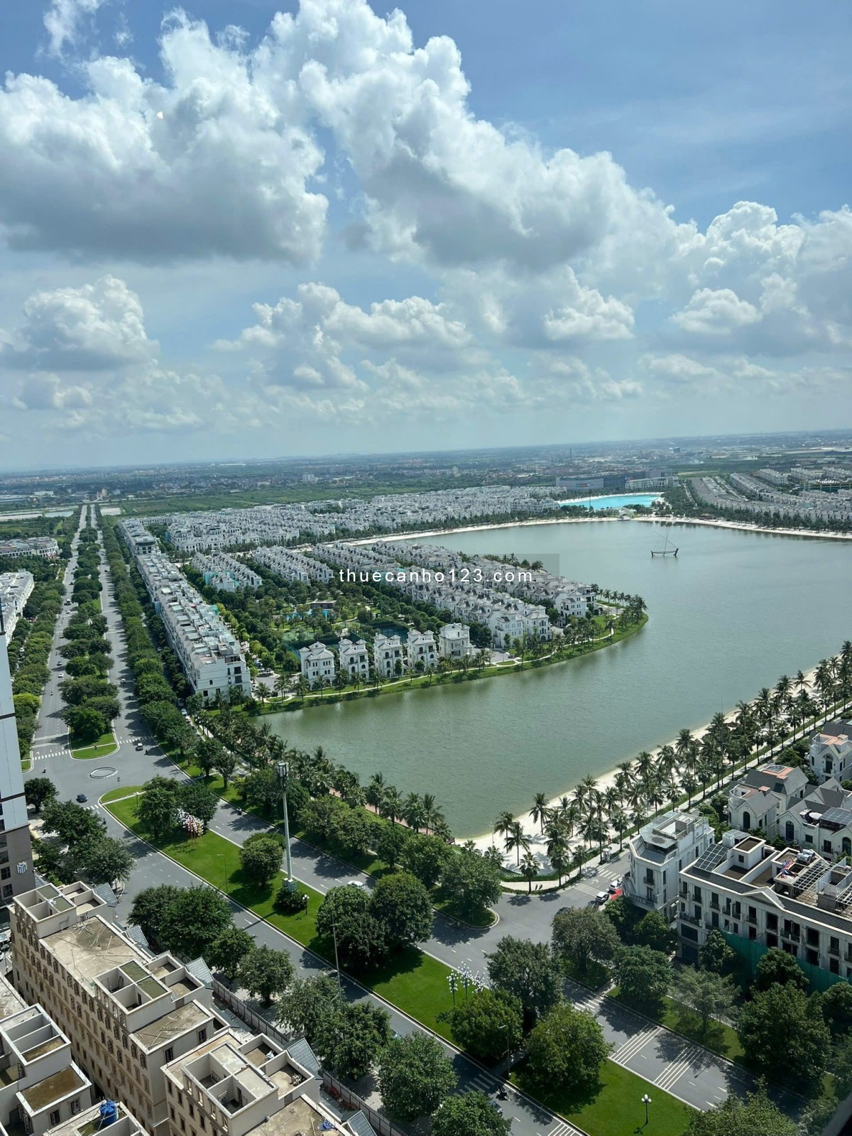 Cho thuê căn hộ 3N2 – tòa M2 tiện ích đầy đủ