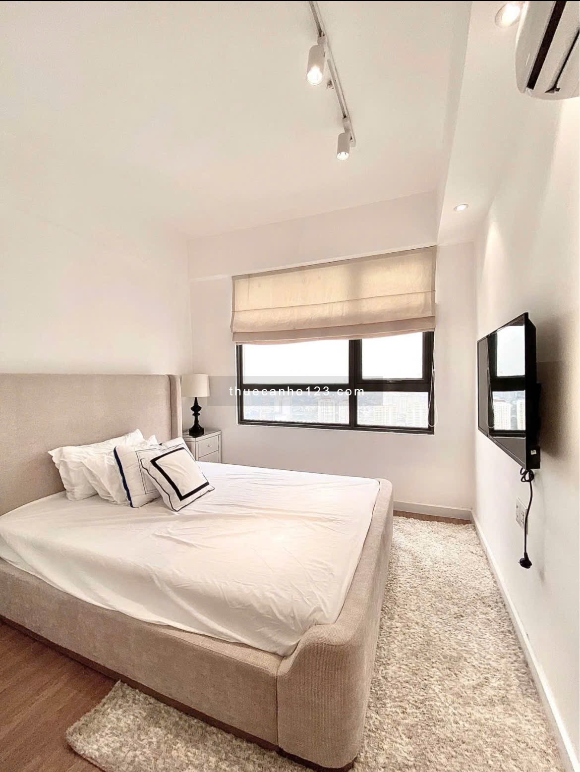 Chung cư Rivera Park, Thành Thái, Q10: 92m2, 2PN, 2WC, NT cao cấp, 20tr/th.