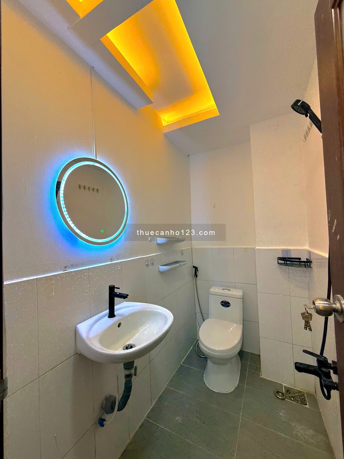 Căn hộ 1pn full nội thất ban công lớn gần sân bay, cv Hoàng Văn Thụ quận Tân Bình