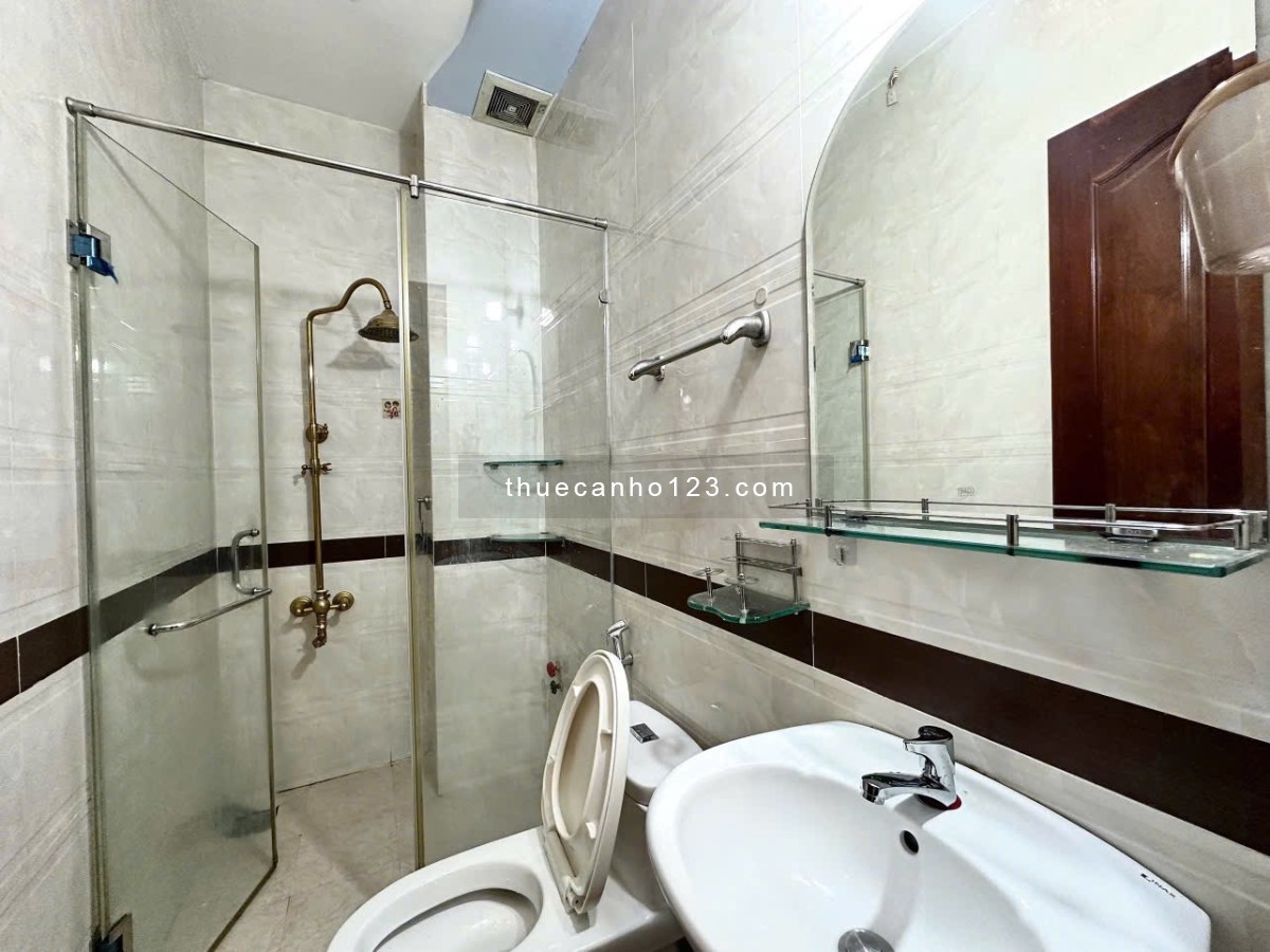 Cho thuê phòng trọ siêu rộng, máy giặt riêng Q4 ngay cầu Kênh Tẻ, Đh Luật, Đh Nguyễn Tất Thành, chợ