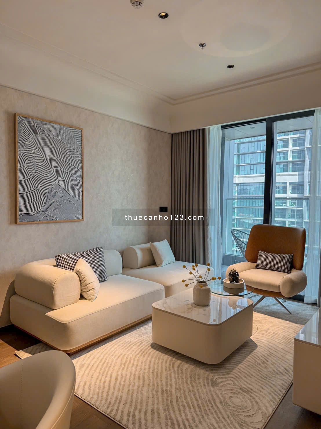 khẳng định đẳng cấp, căn hộ 2 phòng ngủ nội thất cao cấp 78m2, giá 75 triệu, tại Grand Marina Saigon