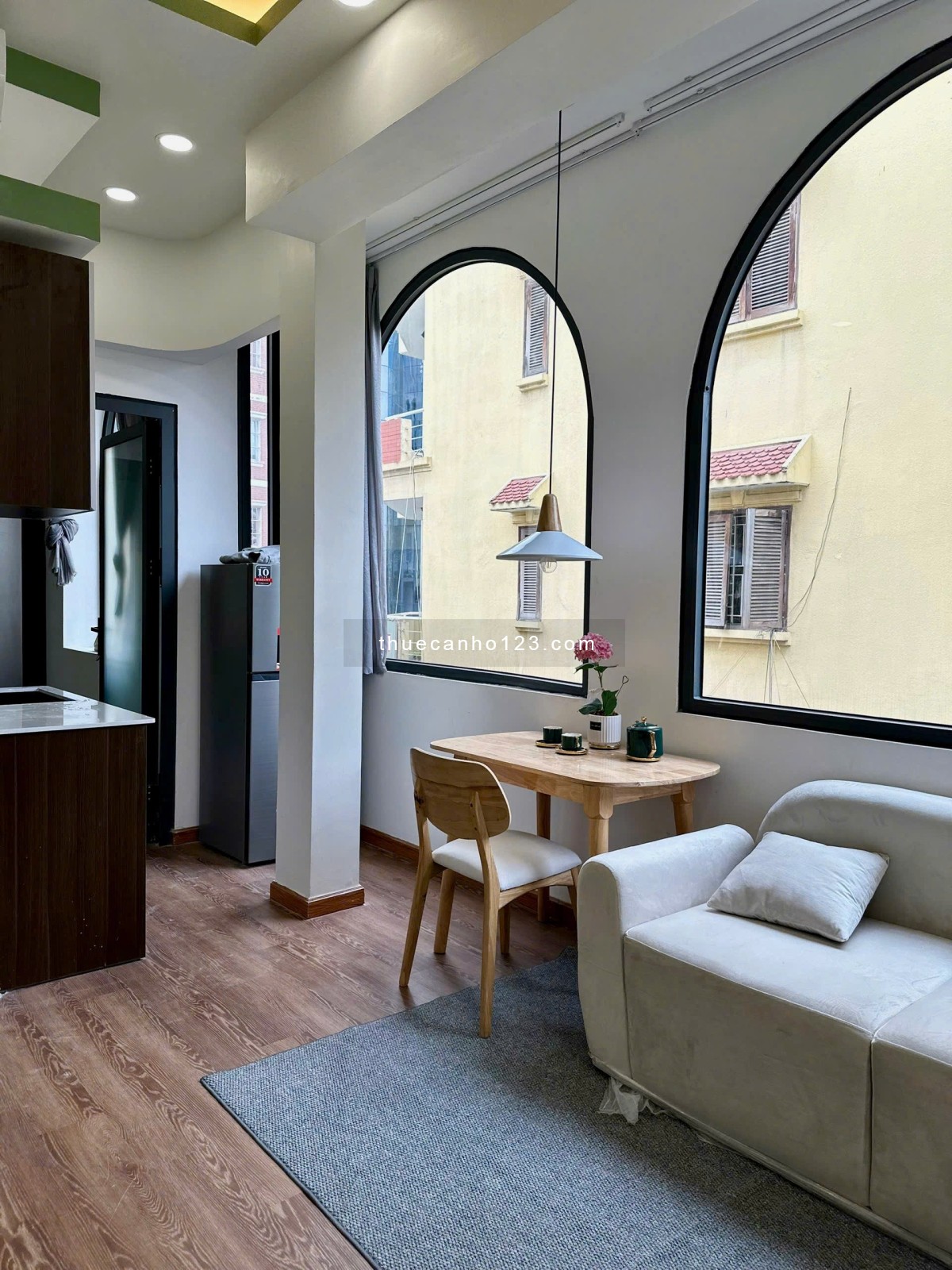 CHO THUÊ STUDIO FULL NỘI THẤT BAN CÔNG LỚN GẦN SÂN BAY ,NHÀ GA T3 QUẬN TÂN BÌNH