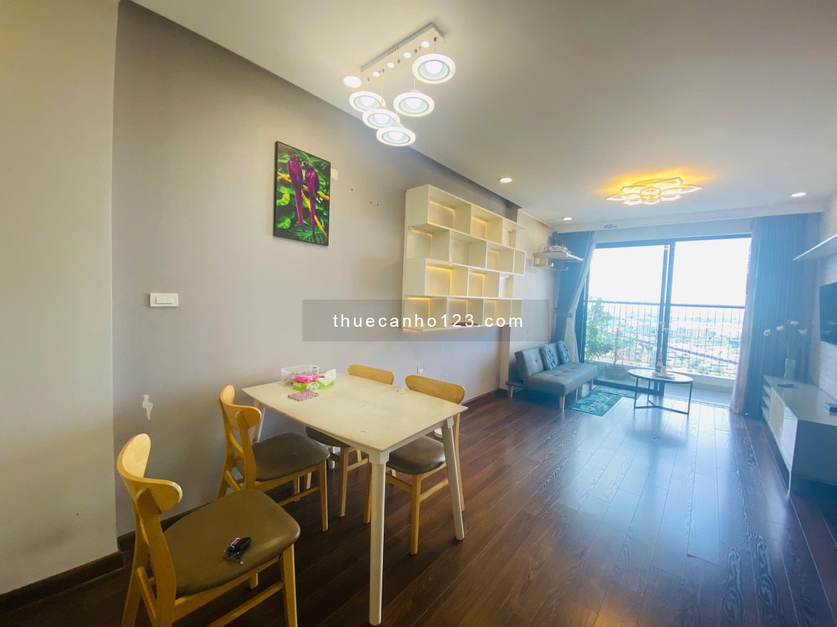 Cho thuê căn hộ Chung cư Five Star Kim Giang Đủ Đồ vào luôn