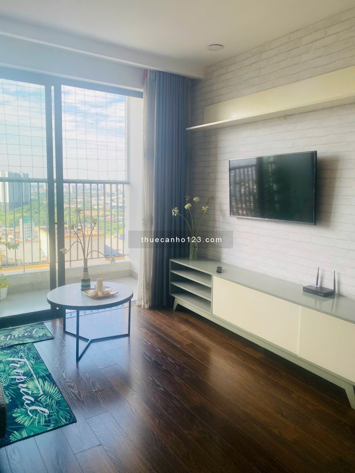 Cho thuê căn hộ Chung cư Five Star Kim Giang Đủ Đồ vào luôn