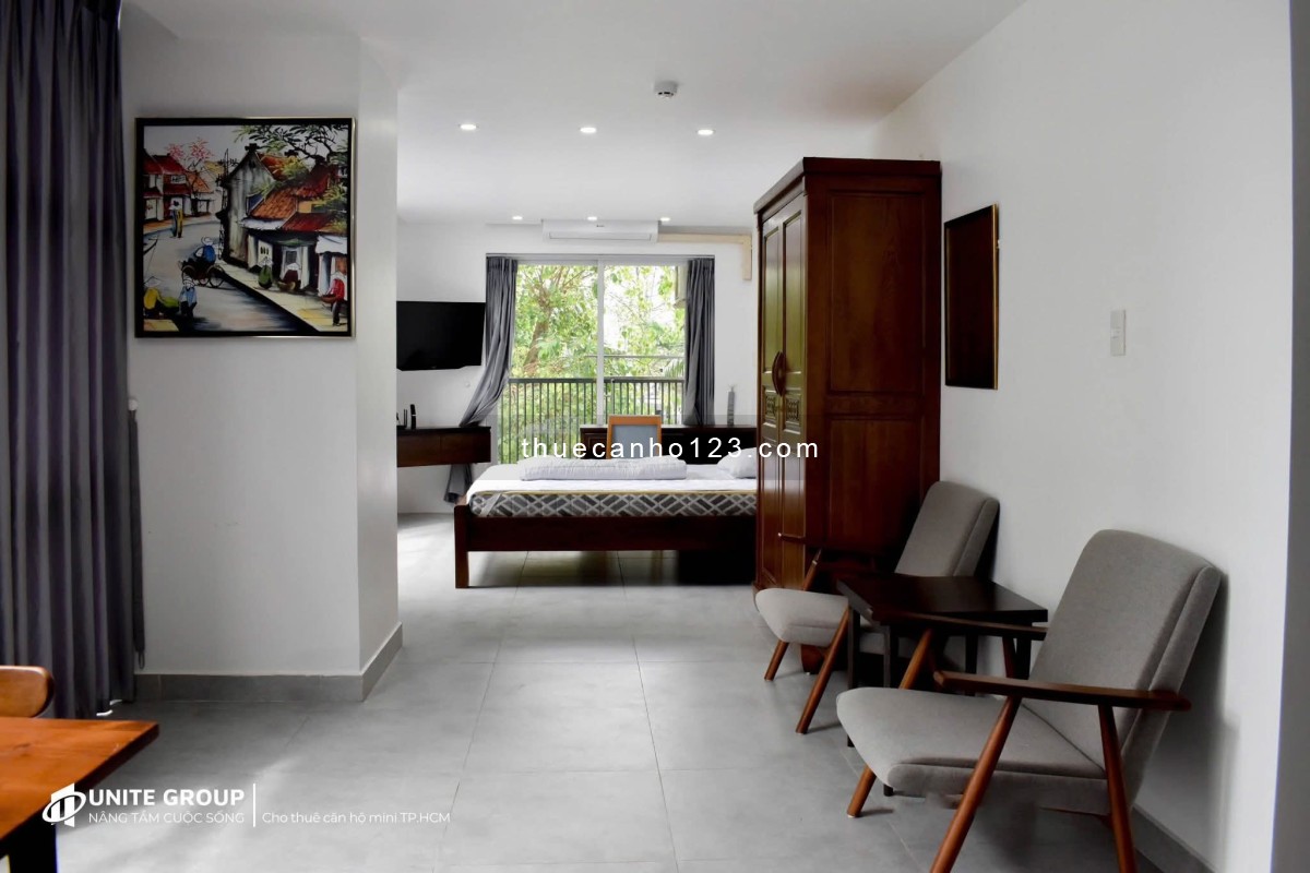 Cho thuê CHDV full nội thất ban công ở đường Nguyễn Kiệm Q. Phú Nhuận