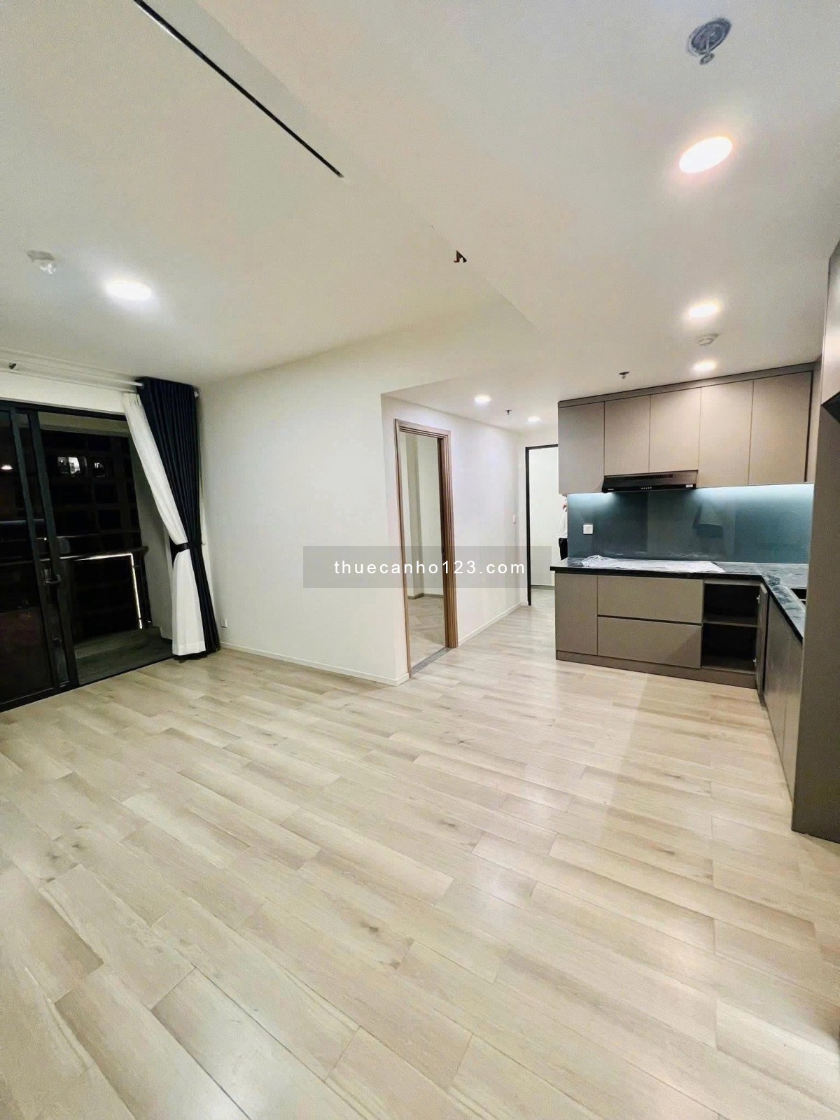 Lumiere Boulevard Q9 – 2PN 2WC, view nội khu, giá chỉ 9tr