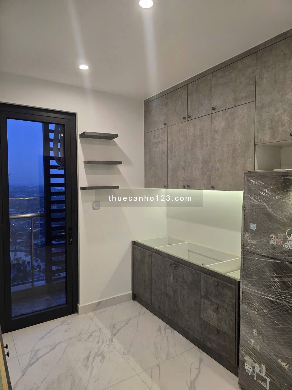 Cho thuê siêu phẩm view sông đẹp nhất khu BE Vinhomes Quận 9