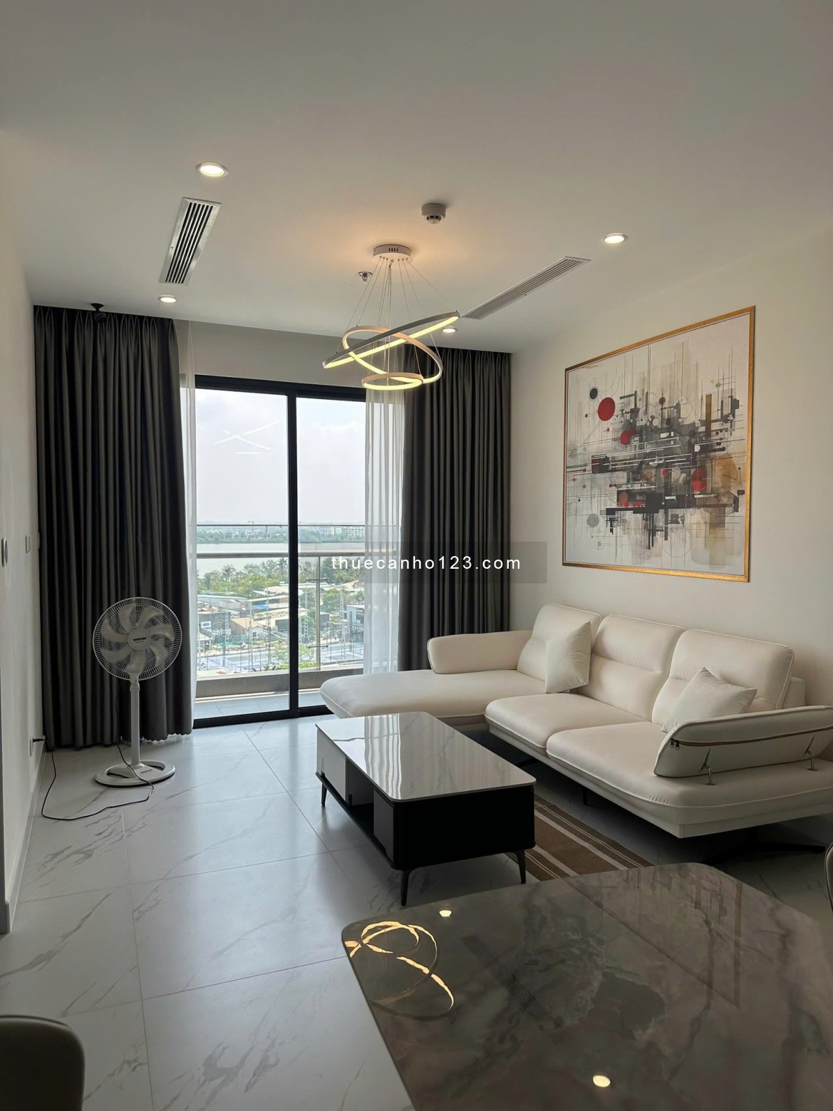 Căn hộ 3PN 2WC The Beverly – Full nội thất, giá tốt