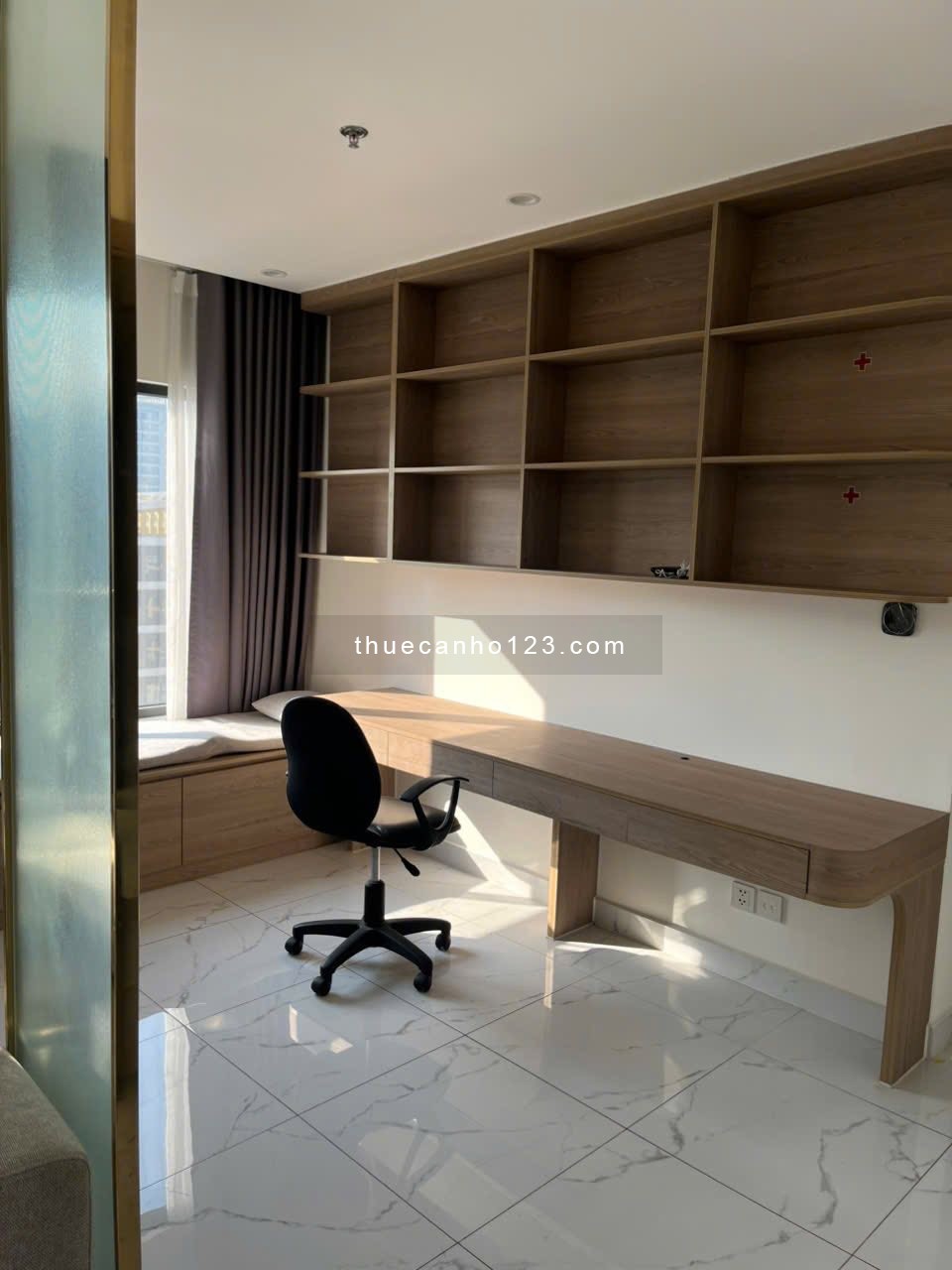 Cho thuê căn hộ Beverly Solary (BS15.25.04) 2PN + phòng làm việc| 2WC