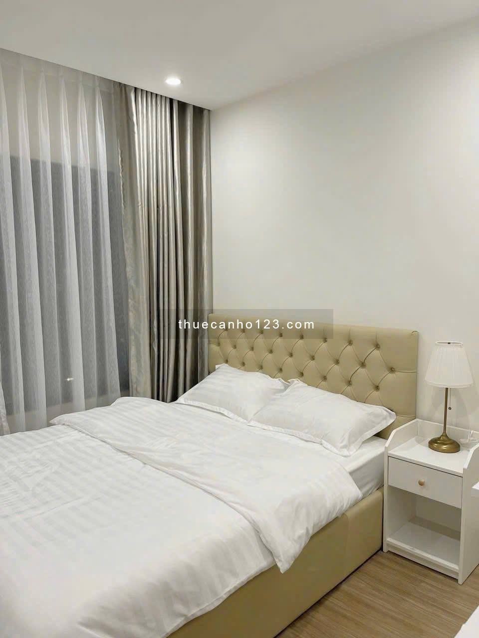 Siêu phẩm 1PN+ full nội thất – S702 Vinhomes Grand Park