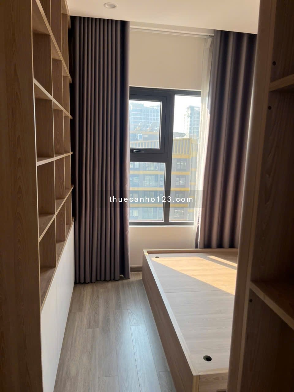 Cho thuê căn hộ Beverly Solary (BS15.25.04) 2PN + phòng làm việc| 2WC