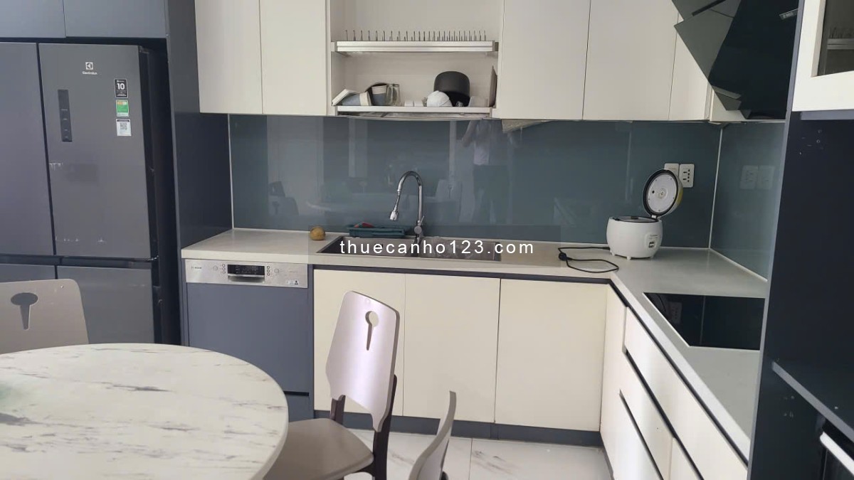 Cần Cho Thuê Căn 3PN Lavida Plus Phú Mỹ Hưng Q7 ,Full Nội Thất Cao Cấp Đối Diện SC Vivo .