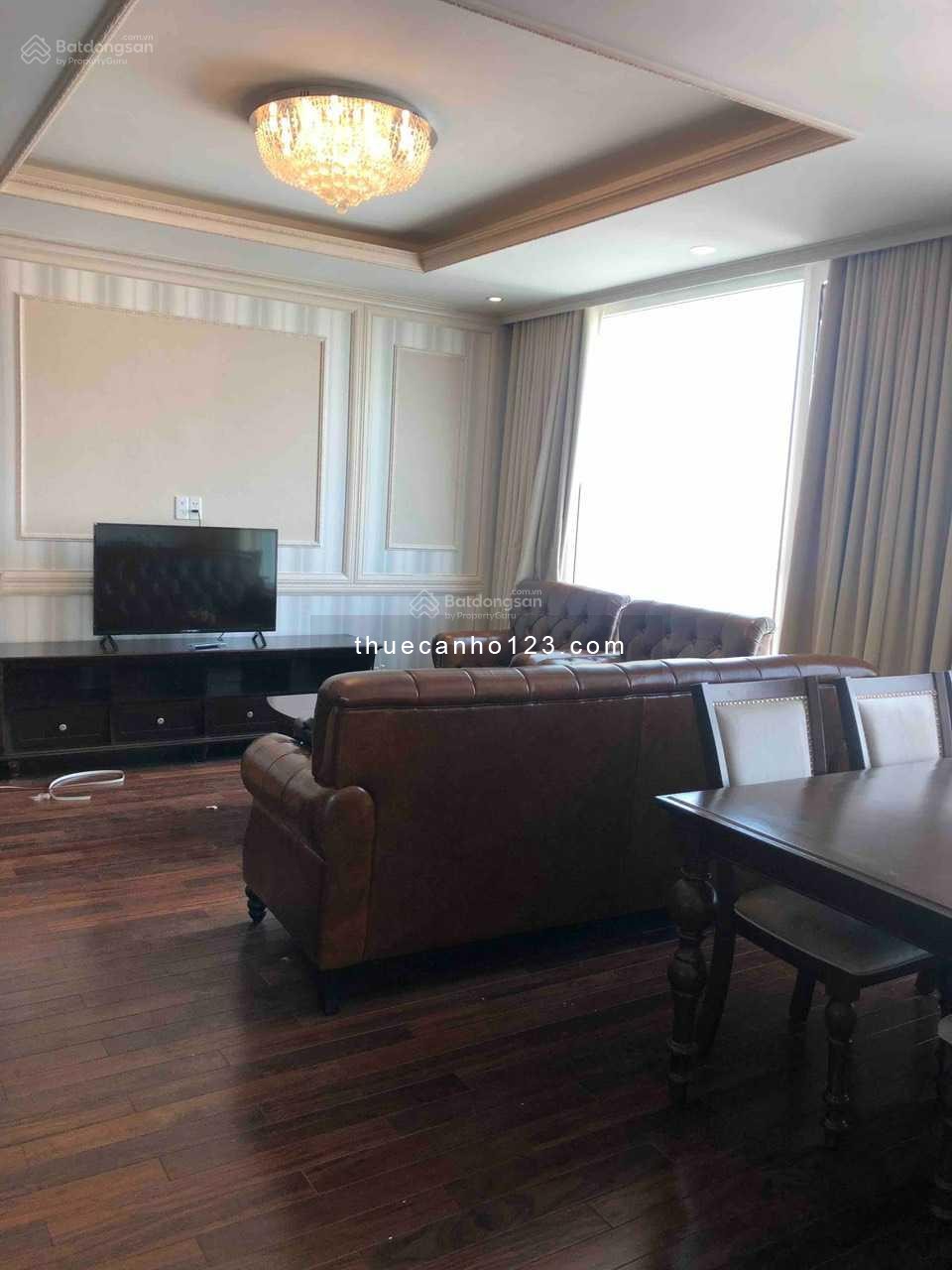 Cho thuê căn góc 3PN2WC 98m2 Leman Luxury Quận 3, lầu cao view đẹp