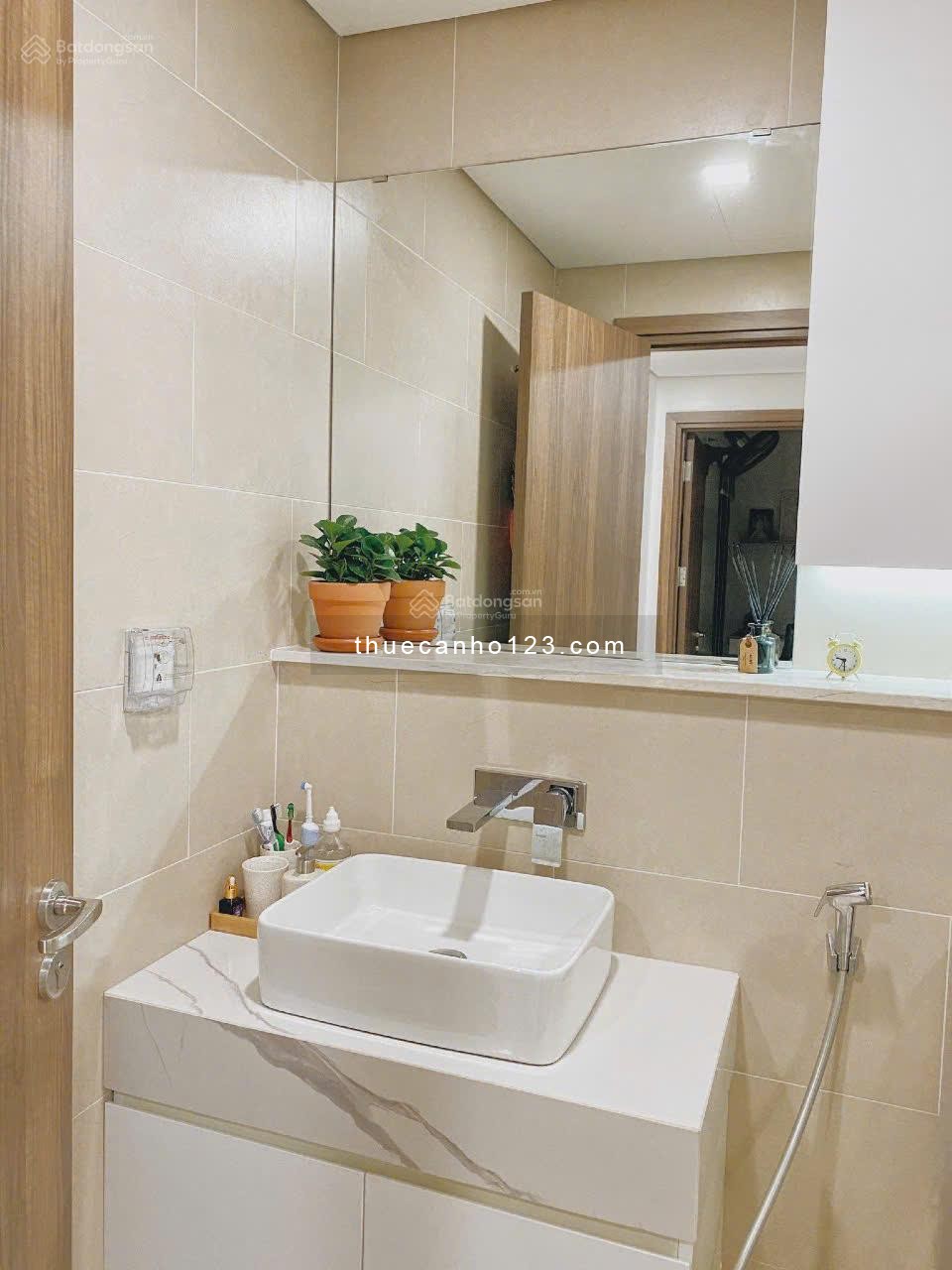 Cho thuê CHCC cao cấp cực đẹp 1PN, 1WC, 57m2, 19 triệu tại Saigon Pavillon