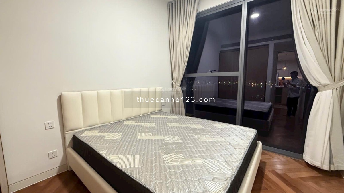 Cho thuê chung Cư Leman Luxury Q3, 88m2 - 2PN 2WC full NT, view đỉnh