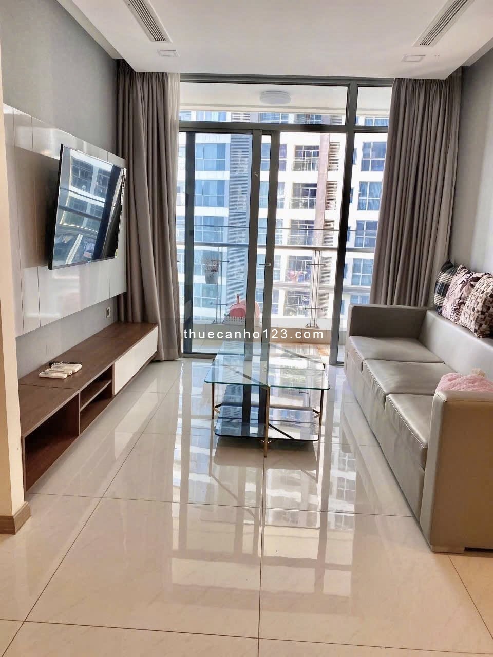 Vinhomes Central Park – Khu Park | 2PN, 2 Ban Công