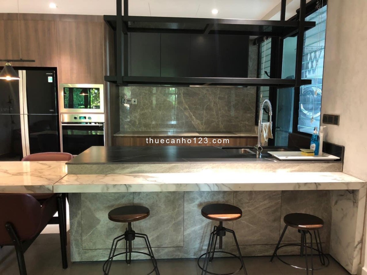 Cho thuê căn hộ Feliz En Vista 145m²- 3PN2WCcó sân vườn thoáng mát